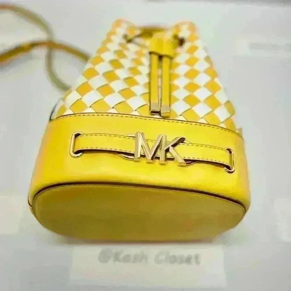 Michael Kors Reed Medium Belted Bucket Bag Purse Golden Yellow - Picture 8 of 9